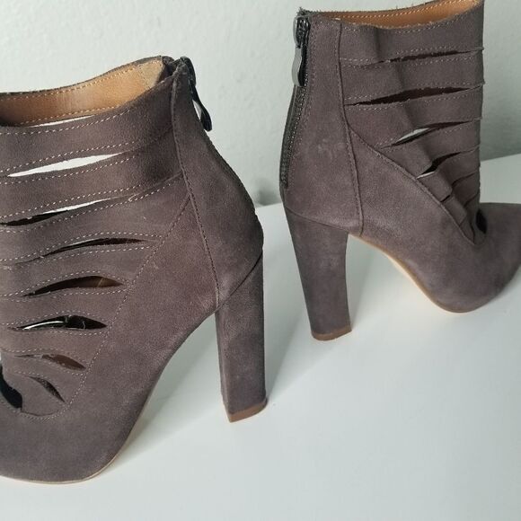 Steve Madden Cardii Cutout Suede Booties 6.5 M - Picture 8 of 12